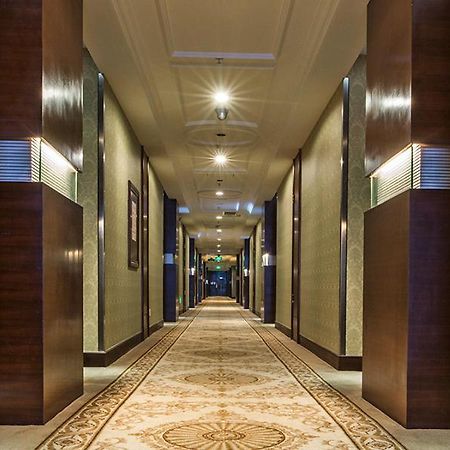 Vienna International Hotel Shenzhen Hua'Nan City Bagian luar foto